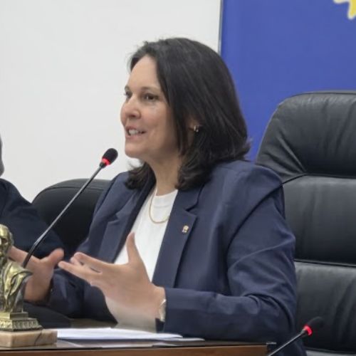 Mtra. Fernanda Castro